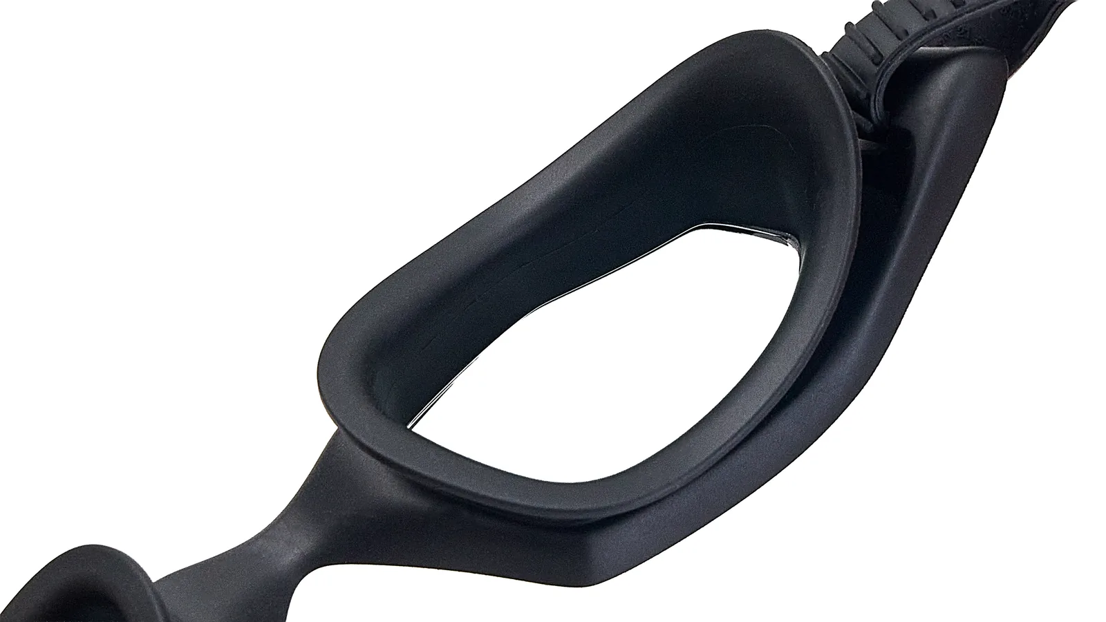 Eyeline Captain fitness swim goggle, C-Profile 3D Gasket and inner lens detail