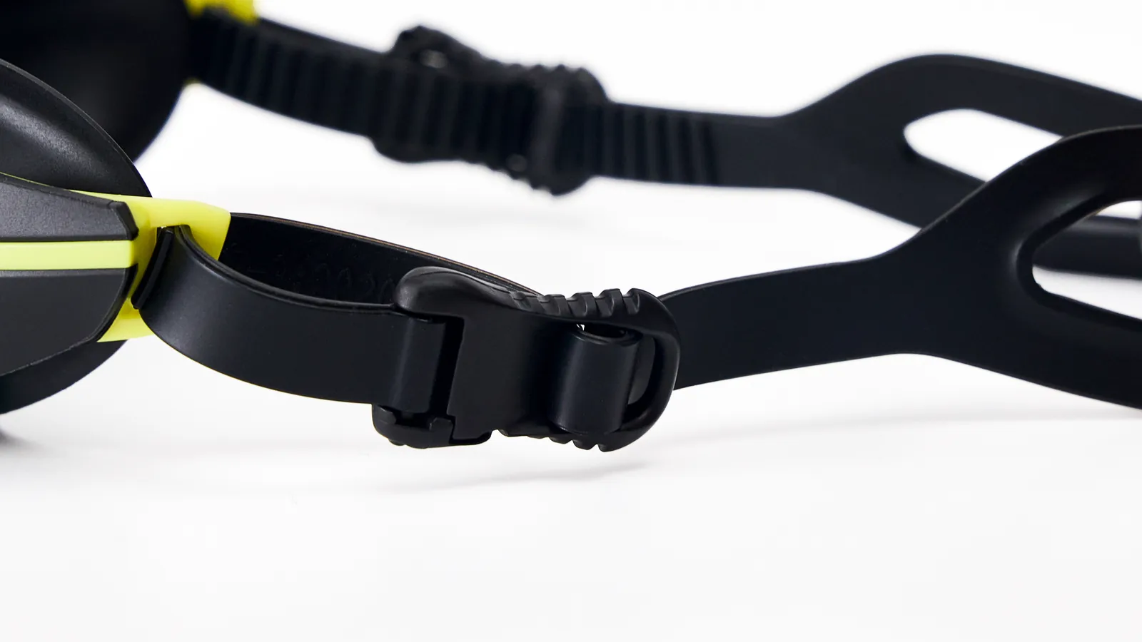 Eyeline Cyfer fitness swim goggle, Quick-Adjust Headband System and buckle adjuster detail