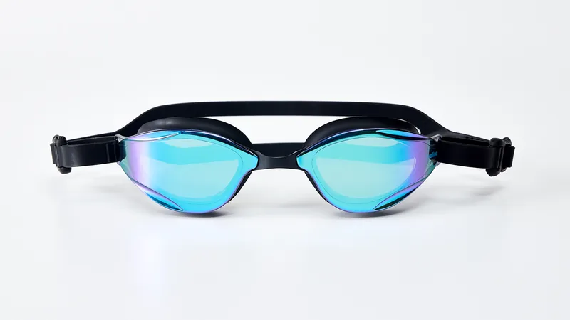 Eyeline Flo training swim goggle with C-Profile 3D Gasket, front view