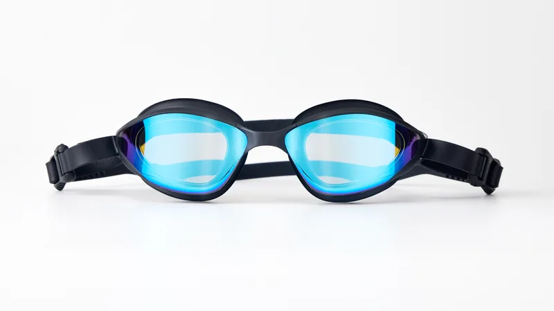 Eyeline Glide training swim goggle with C-Profile 3D Gasket, front view