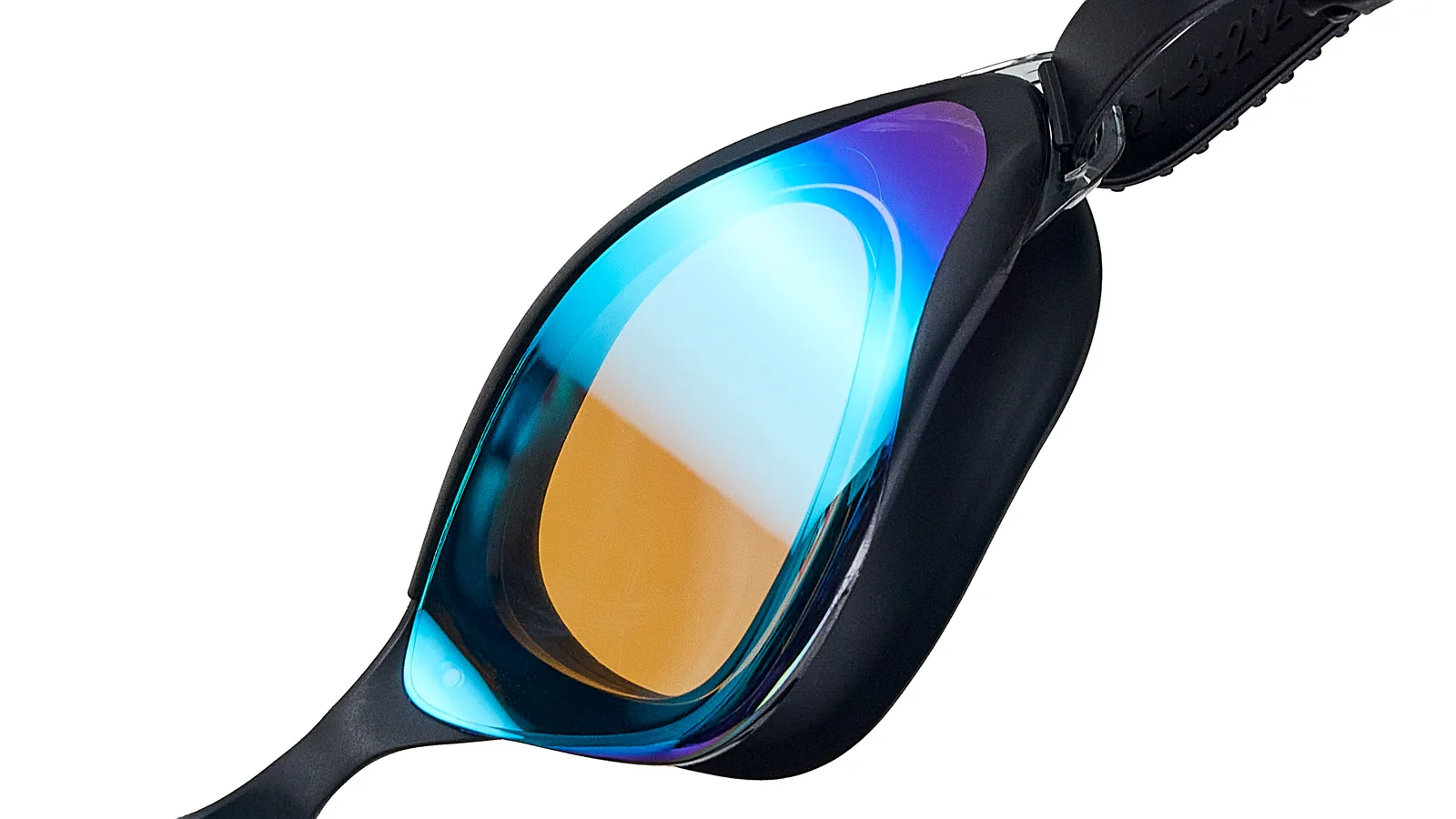 Eyeline Glide training swim goggle, sporty dynamism design, hero 3/4 lens close-up