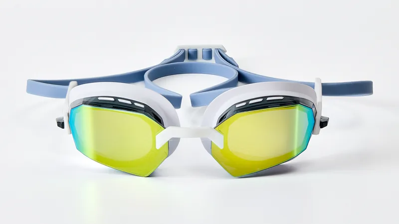 Eyeline Invicta competition swim goggle with L-Profile 3D Gasket, front view