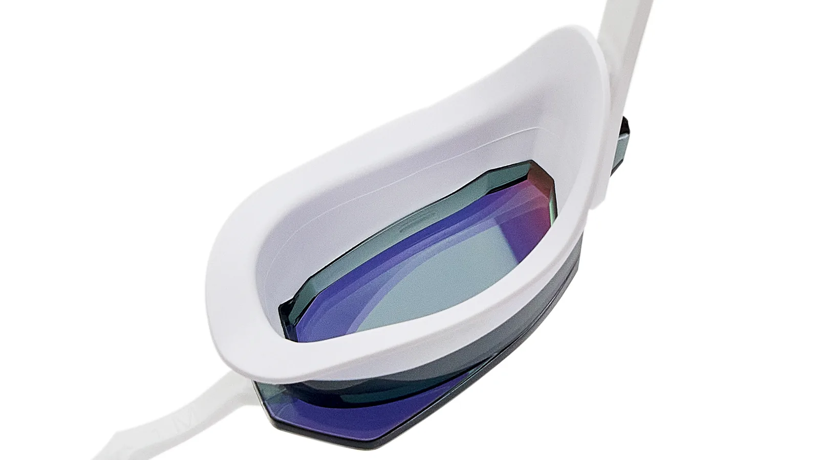 Eyeline Invicta competition swim goggle, L-Profile 3D Gasket and inner lens detail