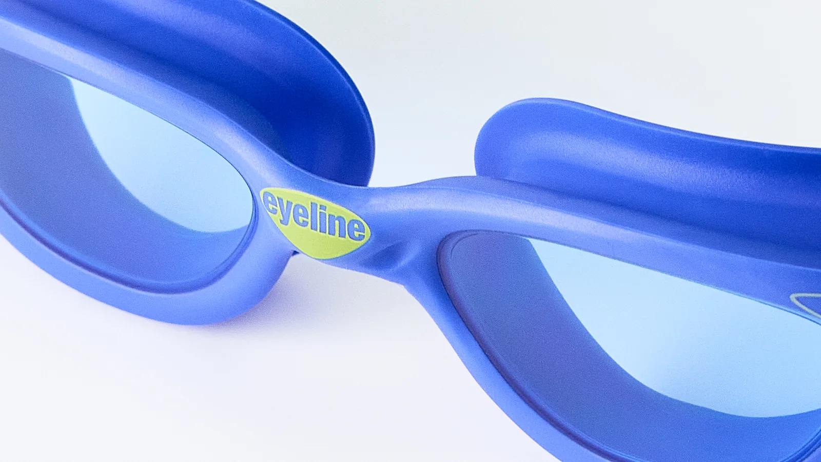 Eyeline Nano kids swim goggle nosebridge detail