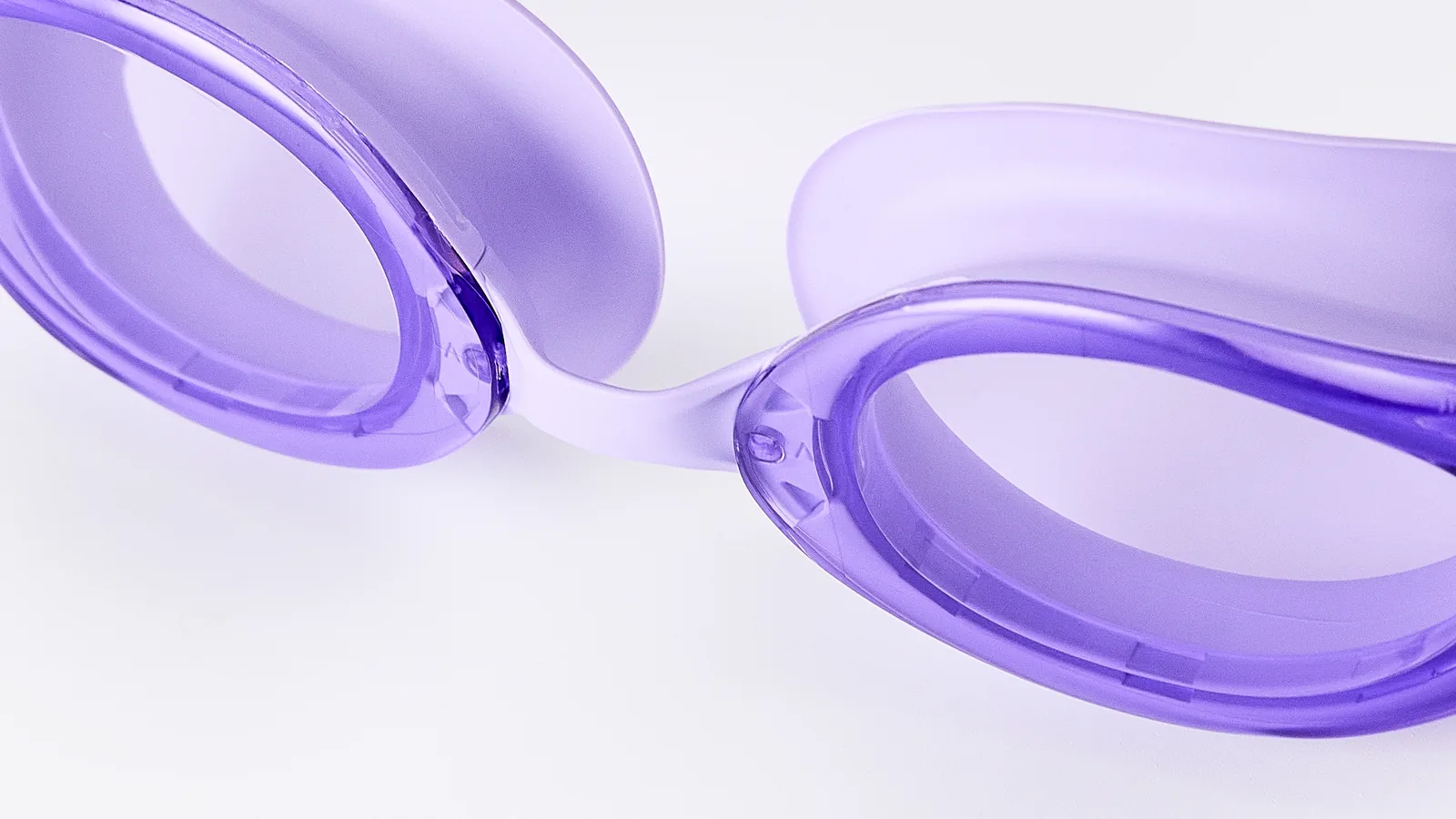 Eyeline Oracle corrective lens swim goggle nosebridge detail with 3 Nosepiece Sizes for custom fit