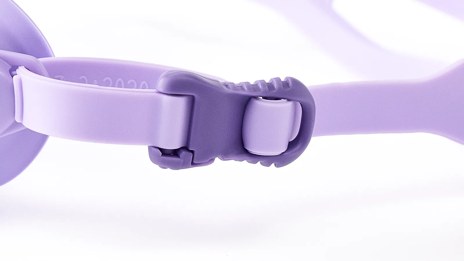 Eyeline Oracle corrective lens swim goggle, Quick-Adjust Headband System and buckle adjuster detail