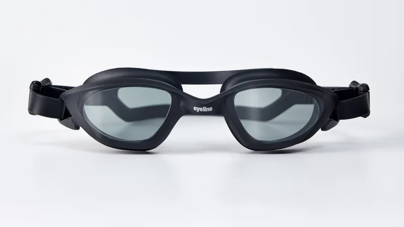 Eyeline Storm training swim goggle with C-Profile 3D Gasket, front view