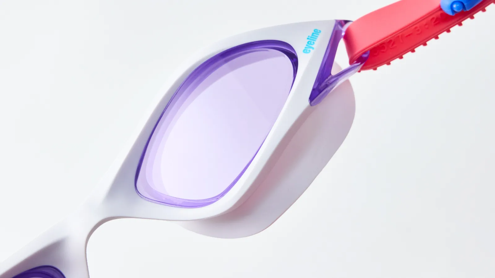 Eyeline Vortex Junior junior swim goggle lens close-up with Wide Vision